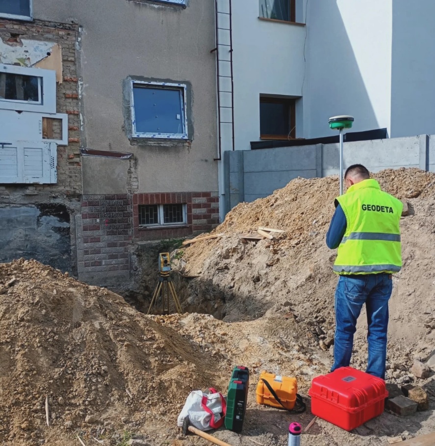 Geodeta – pomiary, wytyczenia i mapy do celów projektowych